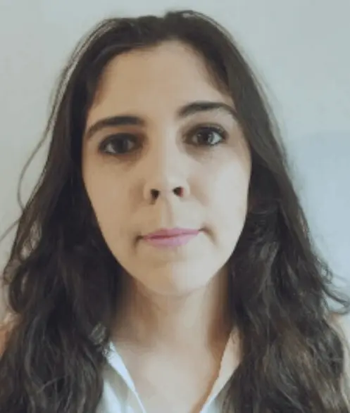 Claudia Aurand, Arquitecta especializada en Gestión TAD y Sistemas de Autoprotección - Ágil Consultores